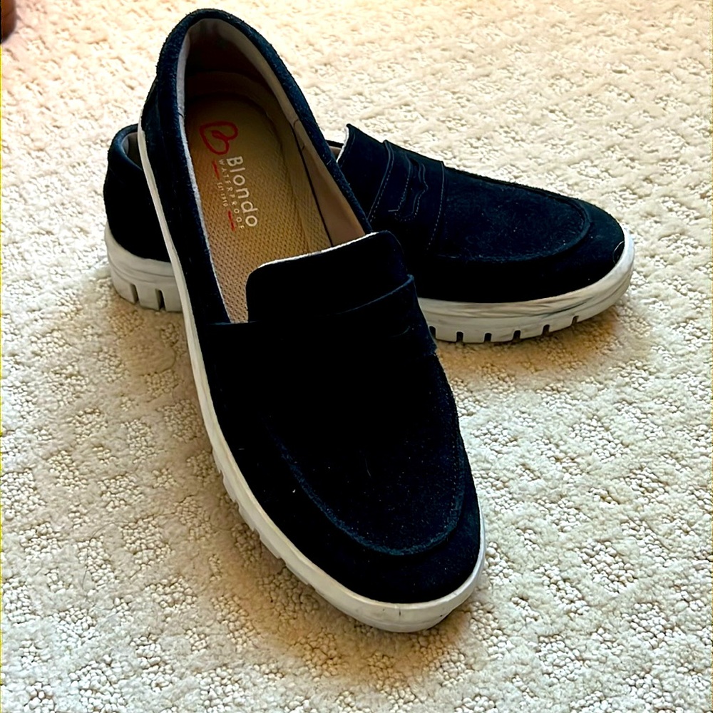 Blondo waterproof suede loafers.  Made I. Canada